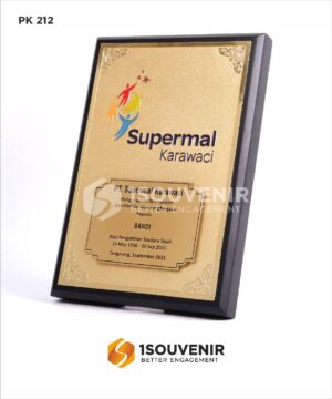 Plakat Kayu Supermal Karawaci